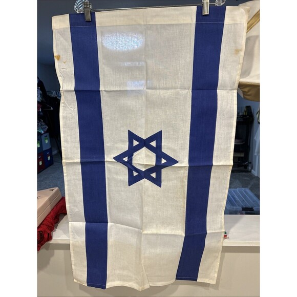 Vintage ISRAEL FLAG JUDAICA STAR OF DAVID 22”x36” - Picture 1 of 10